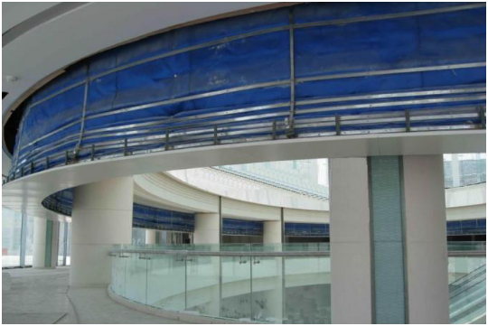 中震重工告訴你河南擋煙垂壁與河南防火卷簾的區(qū)別